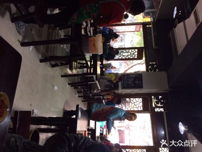 冯四女上(娘)跷脚牛肉(百年传承店)