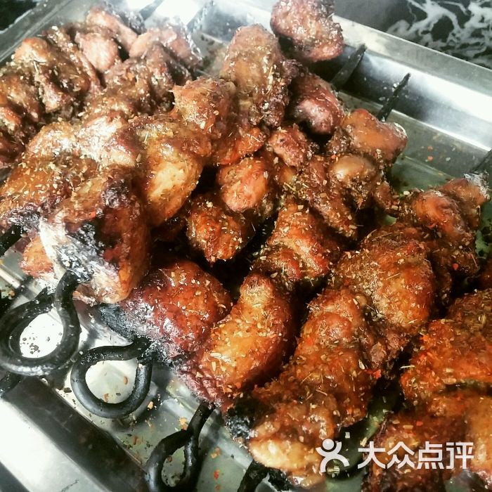 新疆阿瓦提馕坑烤肉-图片-洛阳美食-大众点评网