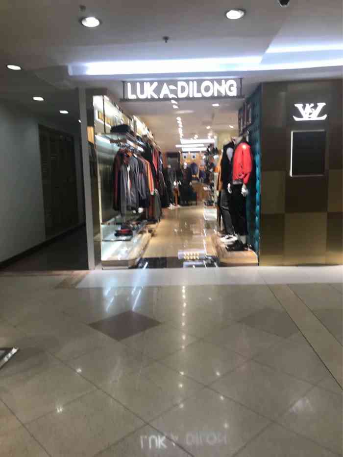 luka dilong男装-"(银泰城店)luka dilong 五星."