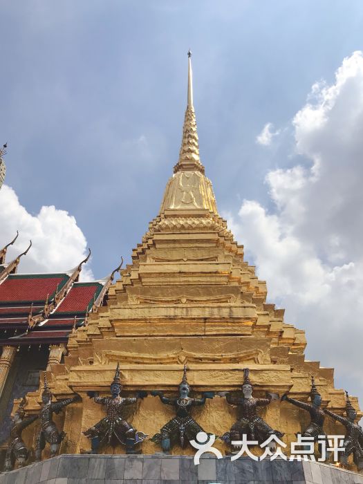 泰国的天气属于热带气候,一会就下雨,一会.-大