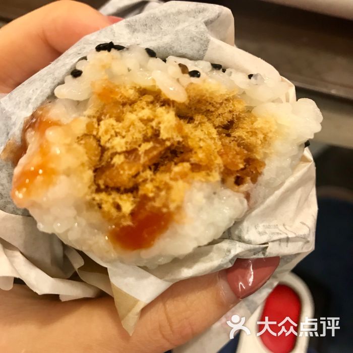 肯德基(世贸店)肉酥油条饭团图片 第5张