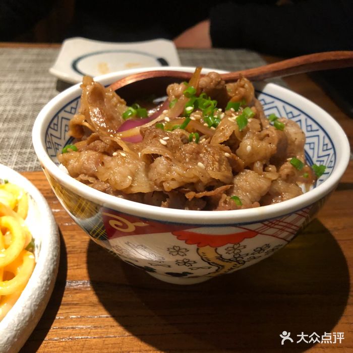 京鹿料理(德思勤店)京鹿牛肉饭图片