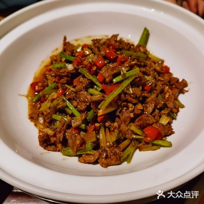 老湘亲·品鉴湘菜(湖里万达店)小炒黄牛肉图片