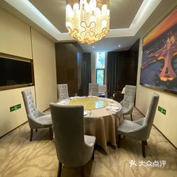 湘粤食府北苑大酒店