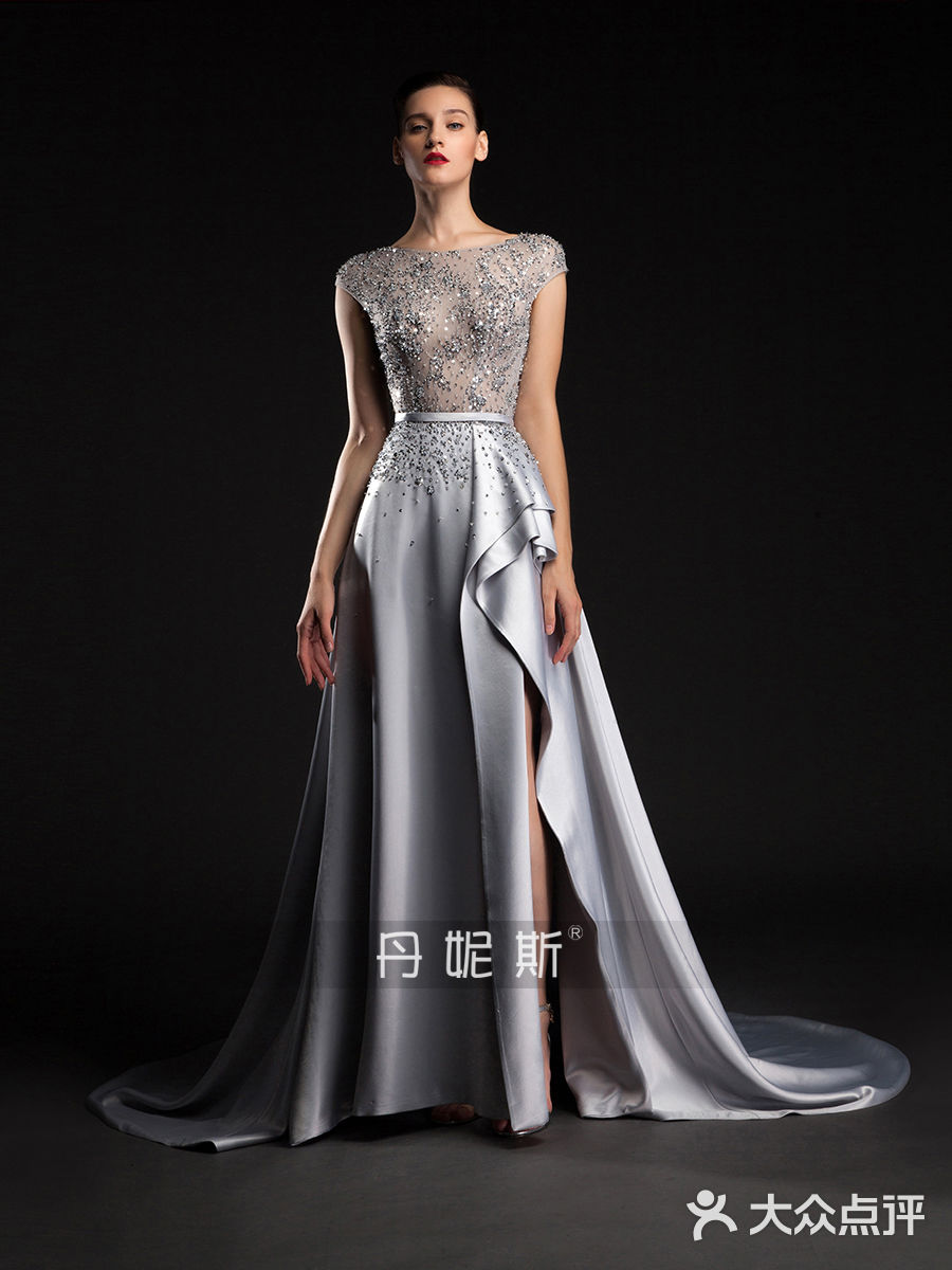 丹妮斯婚纱礼服官网_圣丹妮婚纱礼服图片(2)