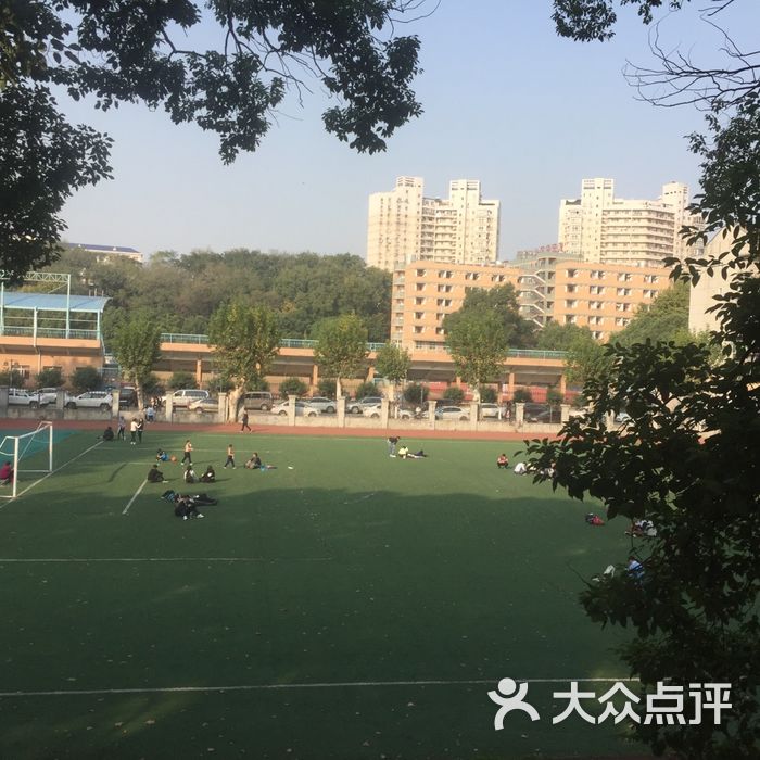 湖北中医药大学-餐厅