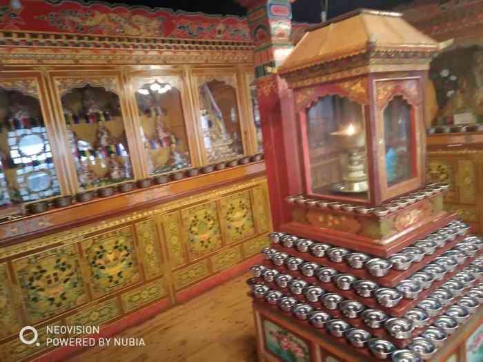 北方三怙主殿-"北方三佑寺庙地理位置 小昭寺路15号.