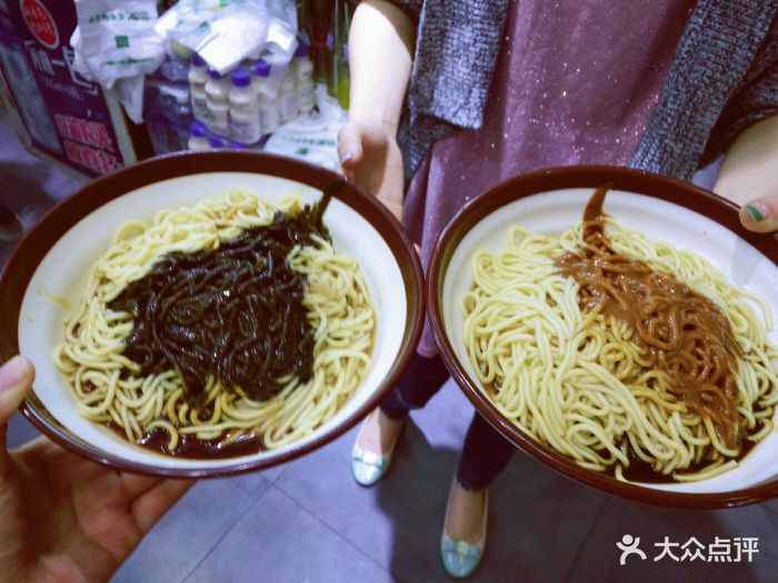 86人黑酱热干面图片 第4张