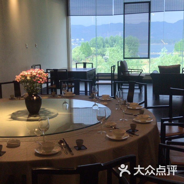 睡美人餐厅