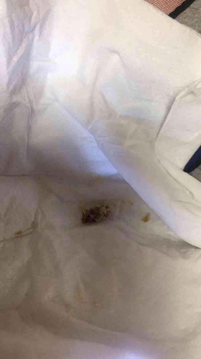 打分 技术真心可以,在别的地方处理不了的耳结,在这里全弄出来了!