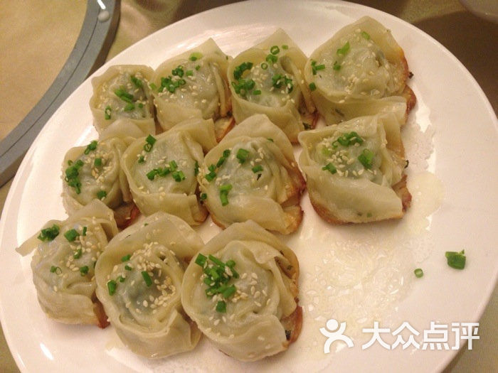 沈家鱼头王-油煎馄饨-菜-油煎馄饨图片-上海美食-大众点评网