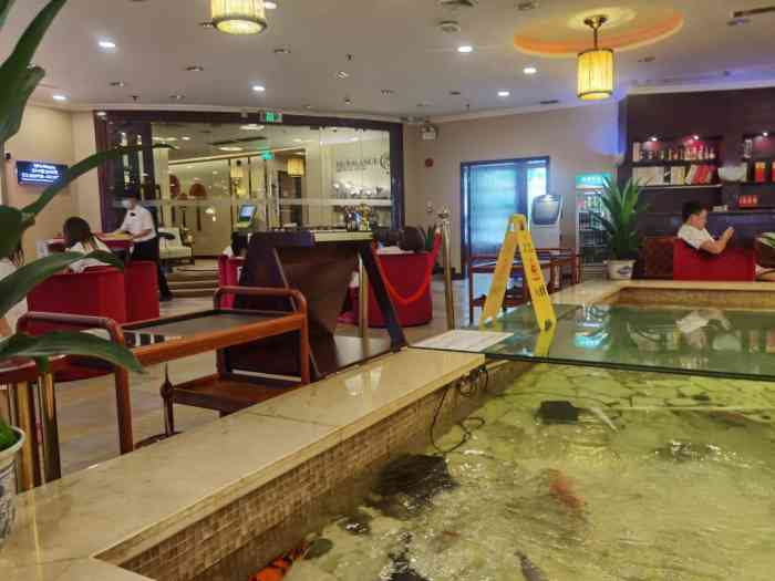 元生态休闲酒店(南美店)