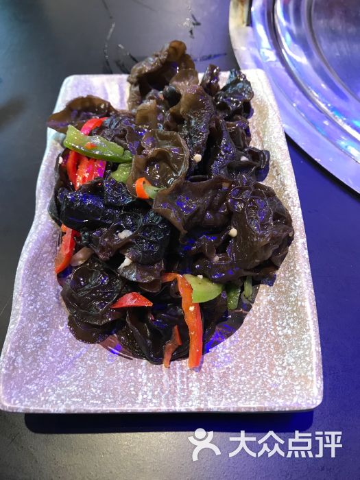 沃巴山羊炭烤羊腿凉拌木耳图片 - 第16张
