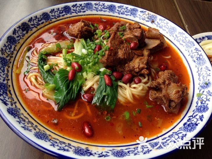 怎么做红烧排骨面 9wB5-s9JCO_PvD6eO5UCMD3FvVj3HAzZS_PKmhVqhmAg4-GAUftD83UEScYCeK-UTYGVDmosZWTLal1WbWRW3A.jpg