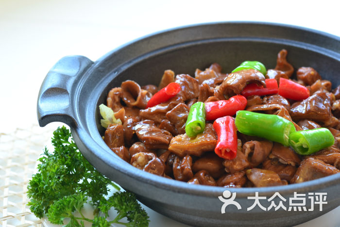石锅肥肠