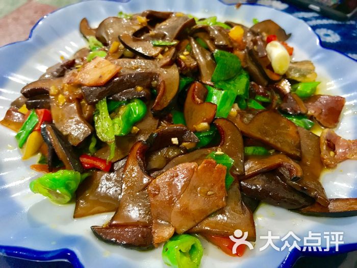 牛肝菌炒火腿