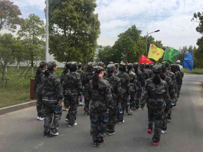 浙江军旅文化园-"位置是在曹娥江大闸那边,出去就是看