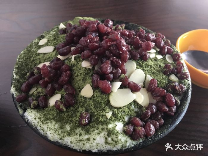 抹茶红豆雪冰