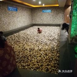 温泉 朝阳区  四惠 瀚金佰九号温泉国际酒店  收起评论 show2friends