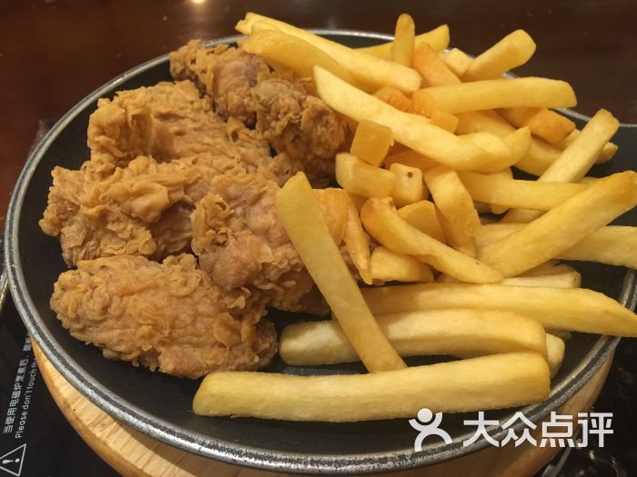 炸鸡薯条