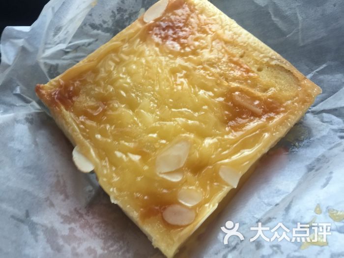 老香港蛋糕(田林路店)老香港岩烧乳酪图片 - 第1张