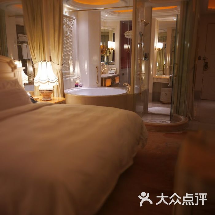 无锡白金汉爵大酒店