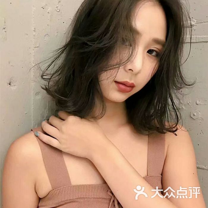 新嘉伟美业时尚潮店