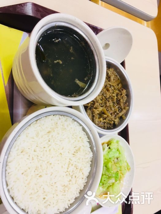 真功夫:真功夫是中国快餐行业前五强中唯.深圳