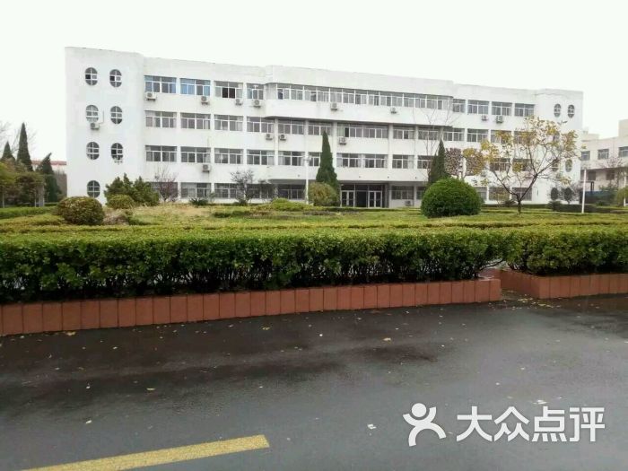 北镇中学实验初中部-办公楼图片-滨州学习培训-大众