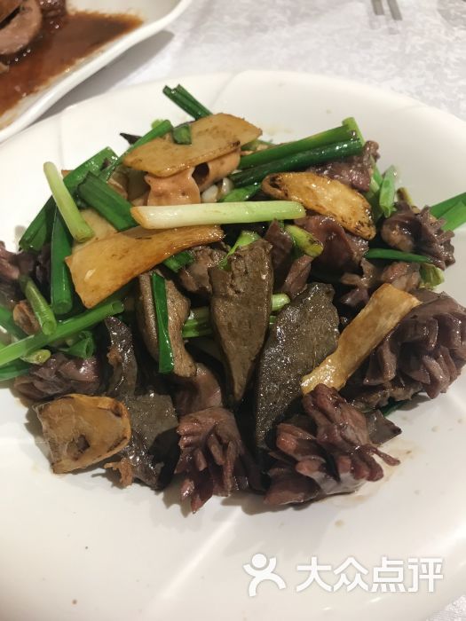 炒鹅杂