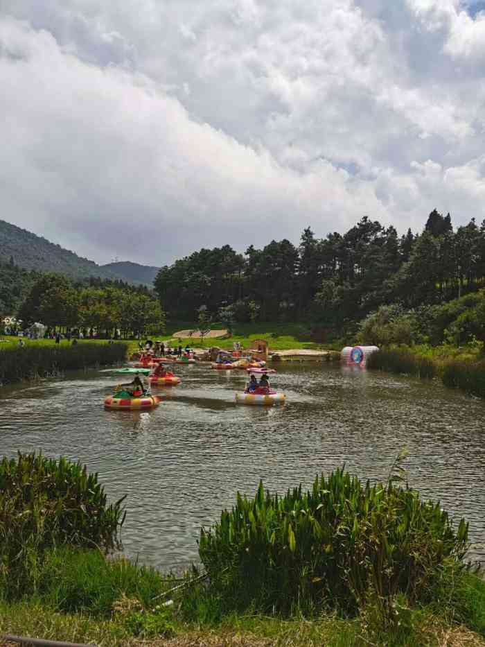 嵩明百花箐山谷景区