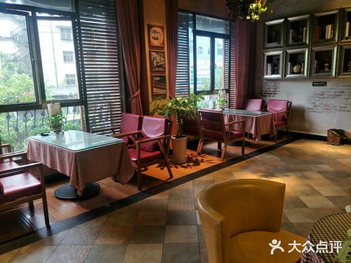 赛维利亚休闲小聚餐厅(南白店)图片