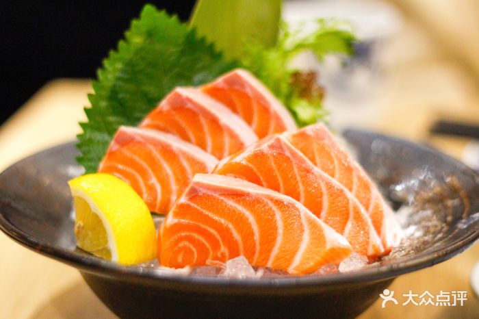 大切日本料理(文华里店)三文鱼腩刺身图片