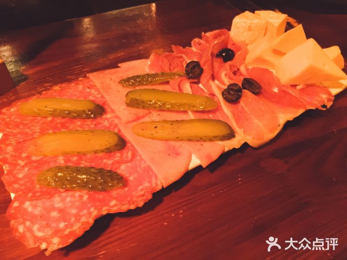 wooden paradise木制天堂(徐汇区店)芝士火腿拼盘图片