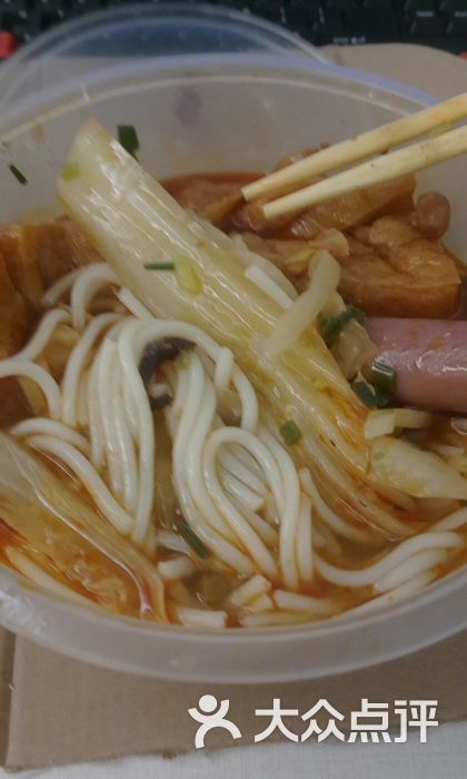 豆腐串螺蛳粉