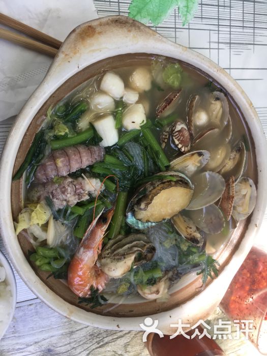 温州特色营养砂锅海鲜全家福图片 - 第2张