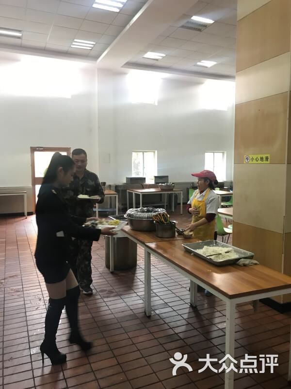 上海文峰美容美发培训学校
