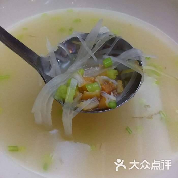 干贝萝卜汤 