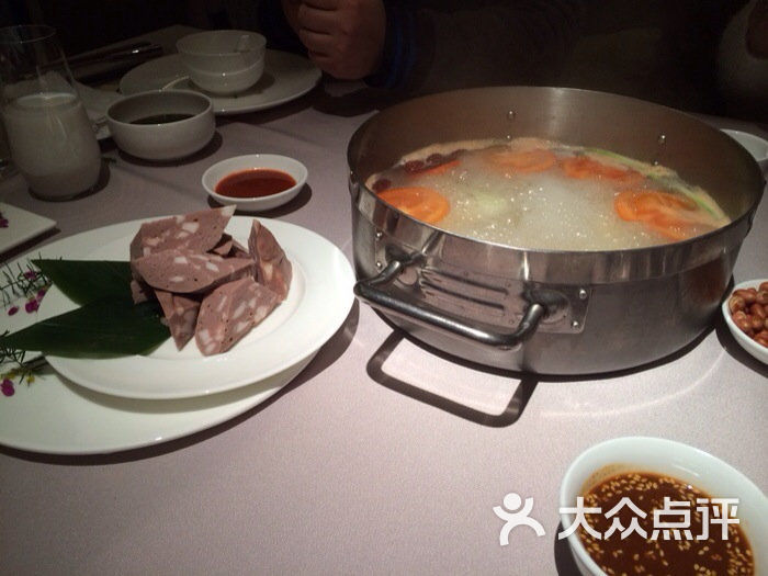 辉哥海鲜火锅_大辉哥_辉哥海鲜火锅香港(2)