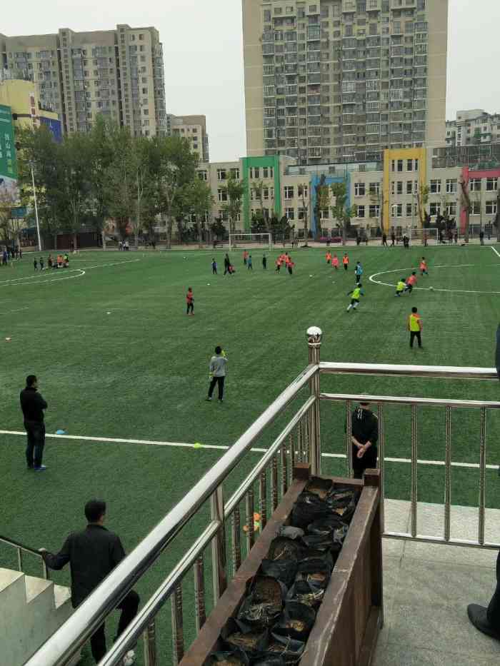 大连市(沙河口区东北路小学)
