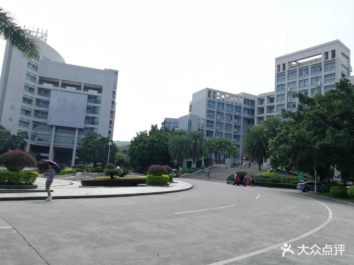 广东工业大学(龙洞校区)-教学楼图片-广州学习培训-大众点评网