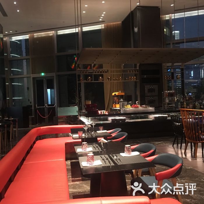 苏州w酒店标帜餐厅the kitchen table