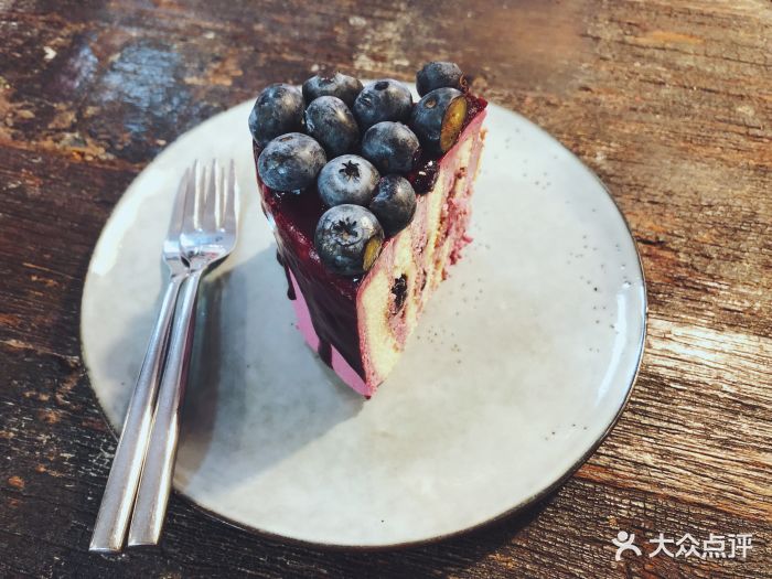 蓝莓乳酪夹心蛋糕