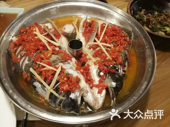 汽锅鱼头