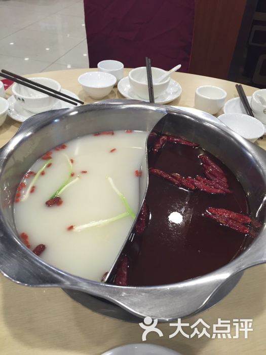 冠菌海鲜肥牛自助火锅_山东肥牛火锅_海鲜肥牛自助火锅(4)