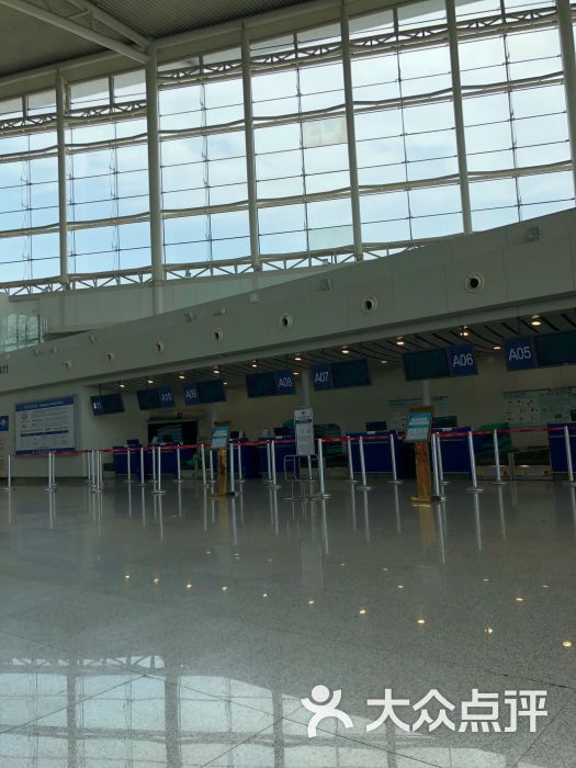 天津滨海国际机场,基本上国内航班都可以从.