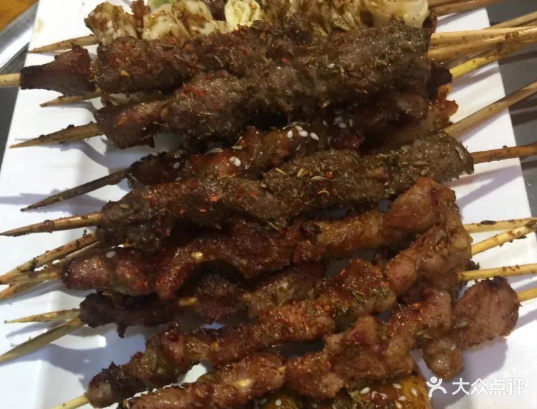 啖骨论津.烧烤宵夜羊肉串图片 - 第236张