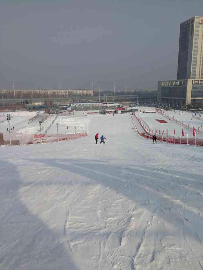 五里河滑雪场-"过了富民桥就是 离家很近,很方便!宝贝