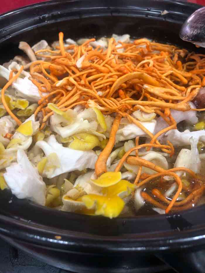 菌粹源野生菌-"以前只听说过云南的野生菌火锅但从没真正见.