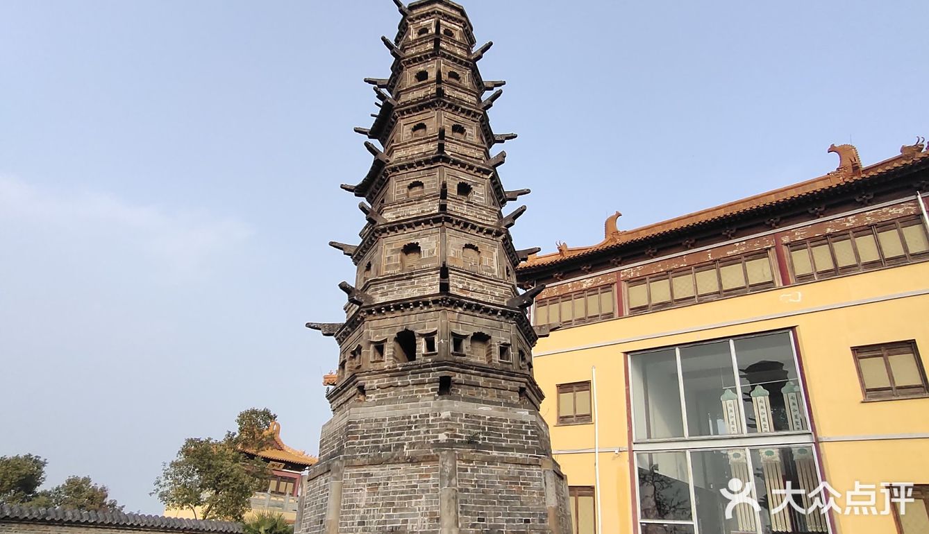 之定林寺斜塔 该塔始建于南宋乾道九年